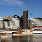 Norwegian Breakaway ... Leer , Jan Berghaus Brücke