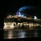 "Norwegian Jewel" at night