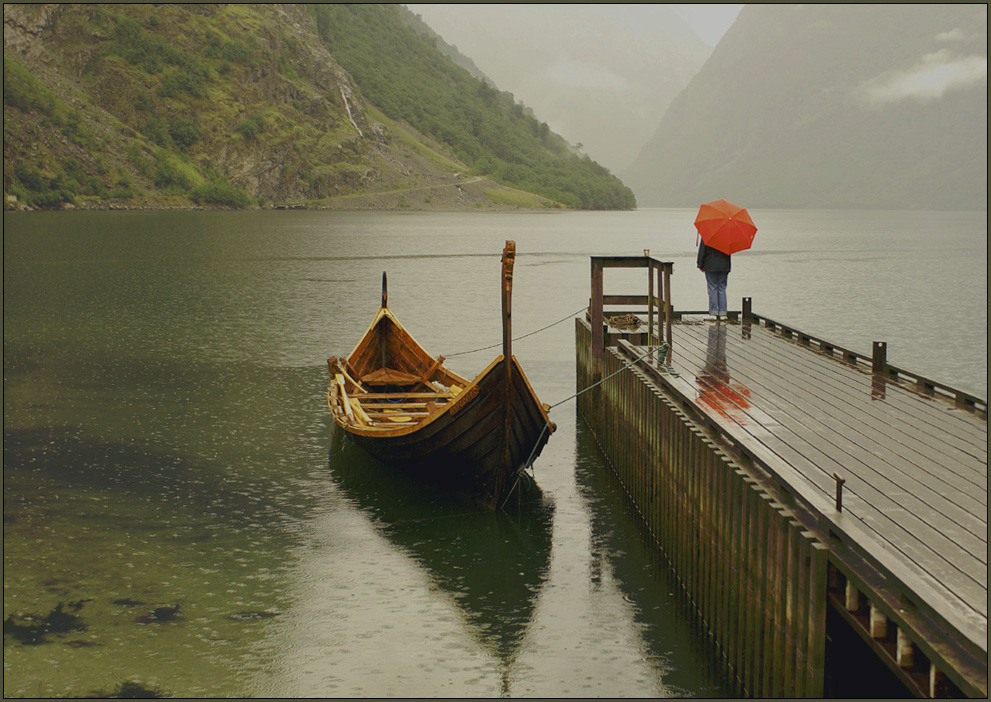 norwegian rainy days blues