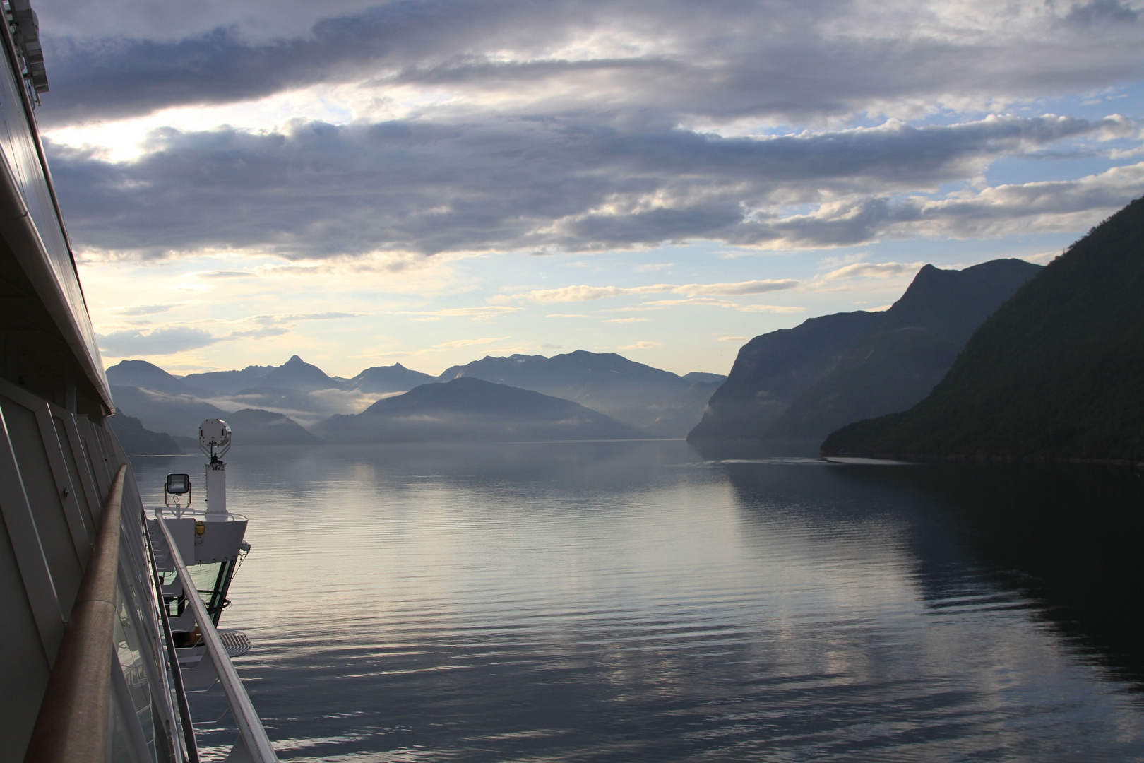 Norwegische Fjordlandschaft