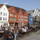 Norwegische Frühlingssonne in Bryggen 