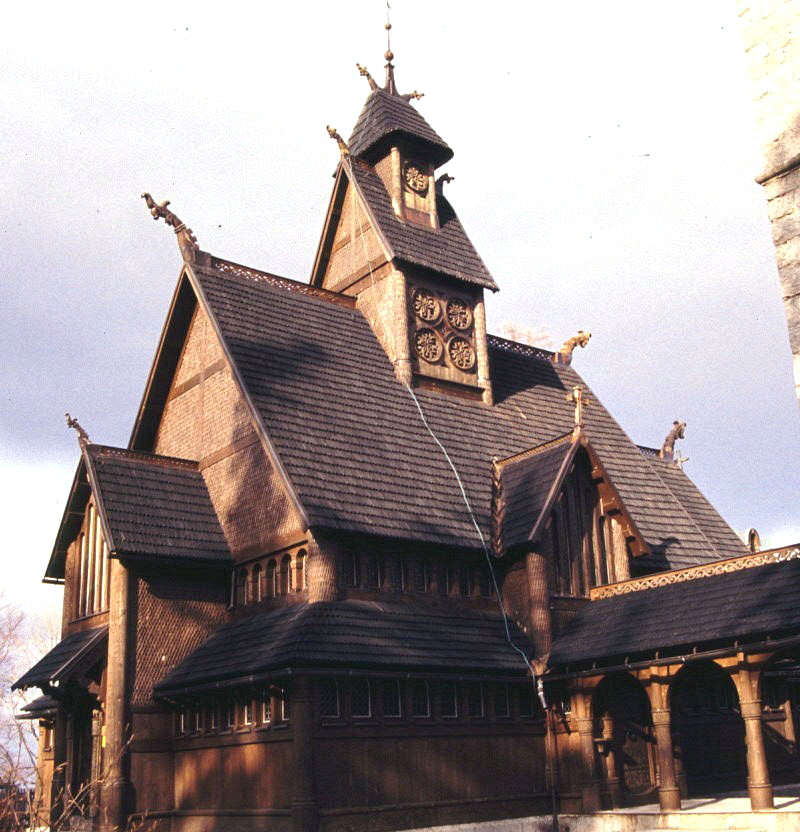 Norwegische Stabkirche in Karpatsch/Riesengeb.