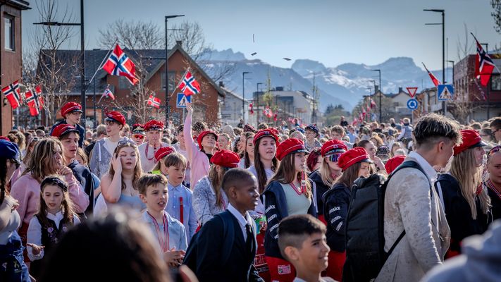 Norwegischer Nationalfeiertag in Leknes