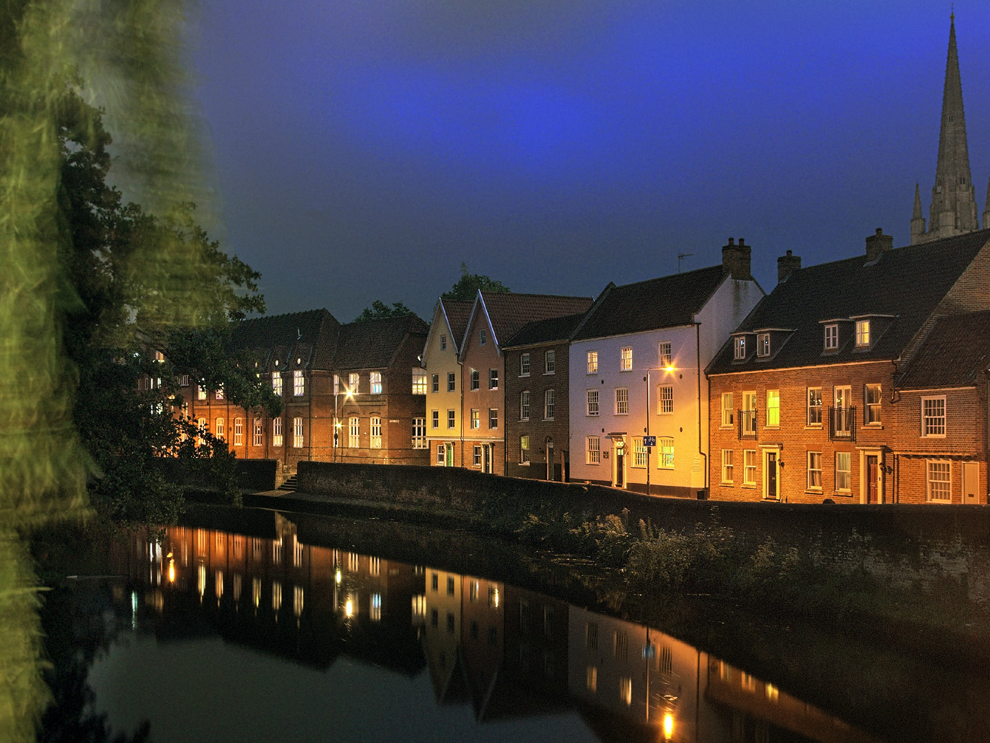 Norwich, Blick von der Fye Bridge bei Nacht