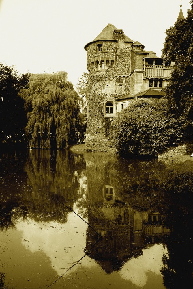 Nostalgic Hülchrath-Castle
