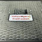 - Notausgang -