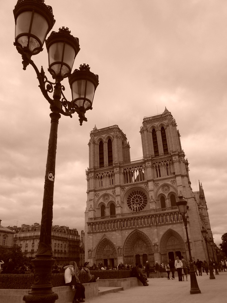 Notre - Dame