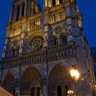 Notre Dame am Abend