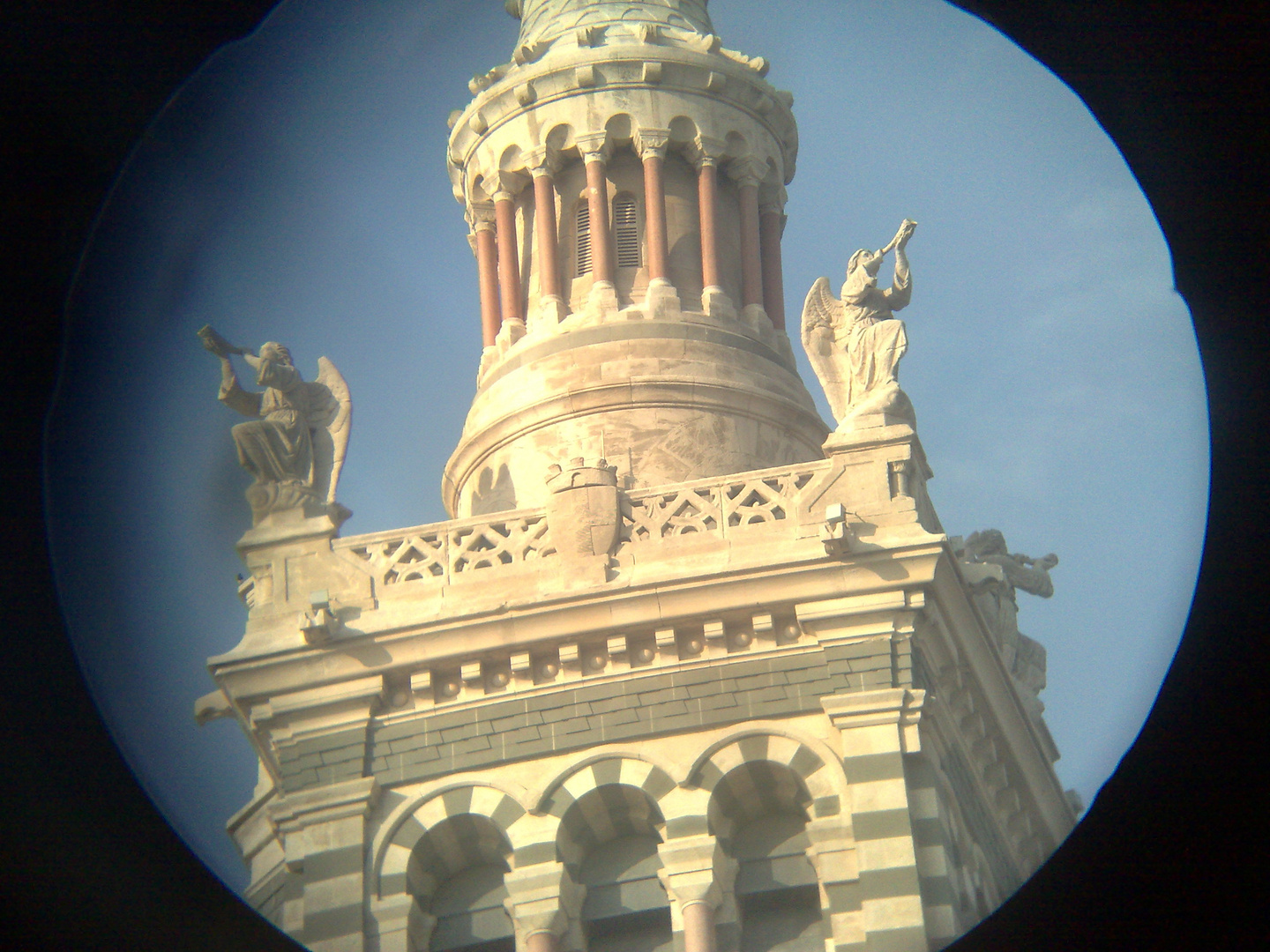 NOTRE DAME DE LA GARDE A MARSEILLE