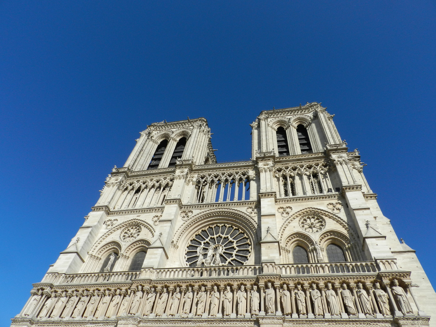 Notre Dame de Paris, ....