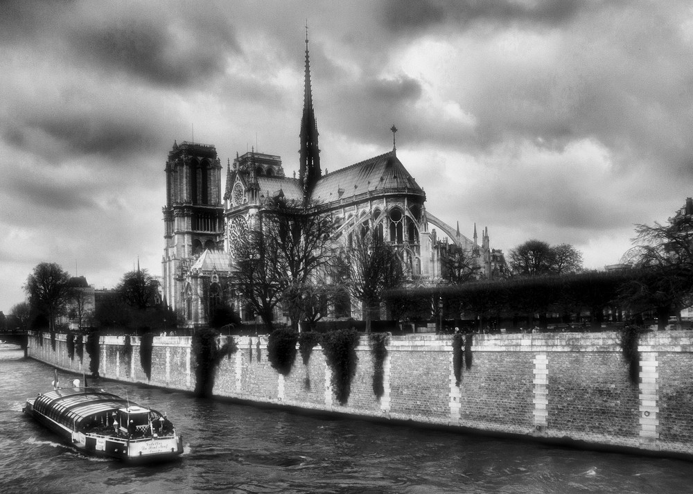 Notre- Dame de Paris