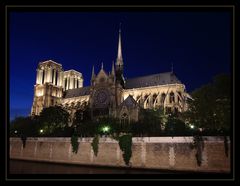 .Notre-Dame de Paris.