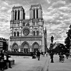 Notre dame de Paris .