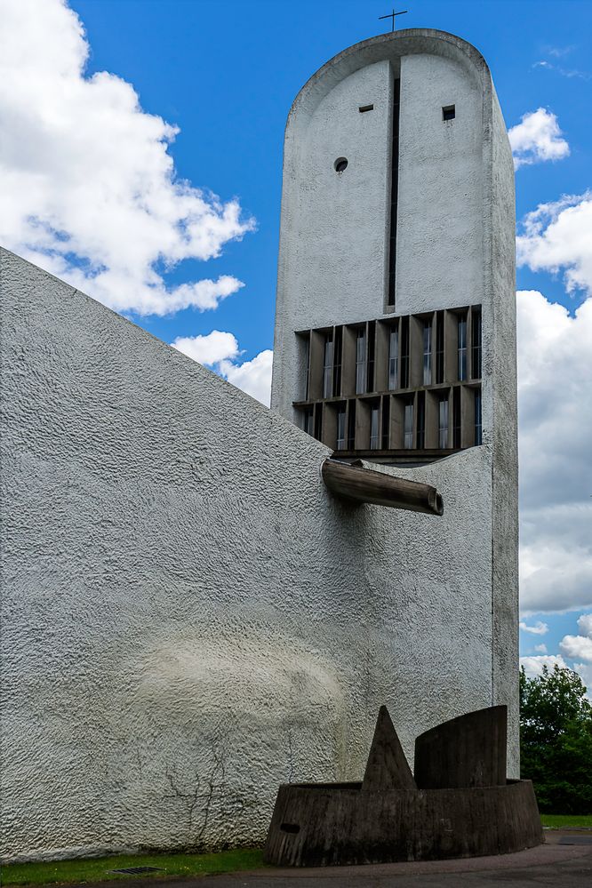 Notre Dame du Haut in Ronchamp 02