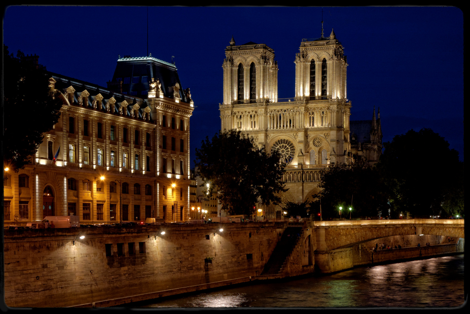 Notre Dame - En couleur