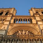 Notre Dame im Sonnenuntergang