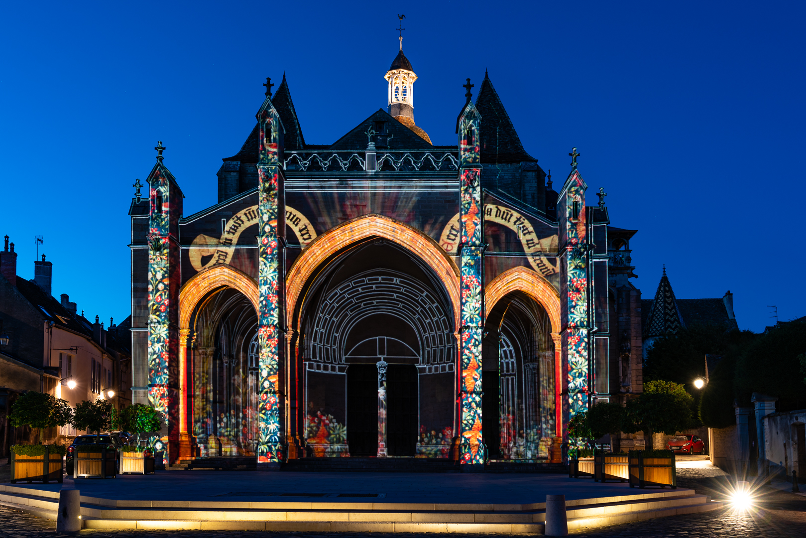 Notre-Dame in Beaune (2) 