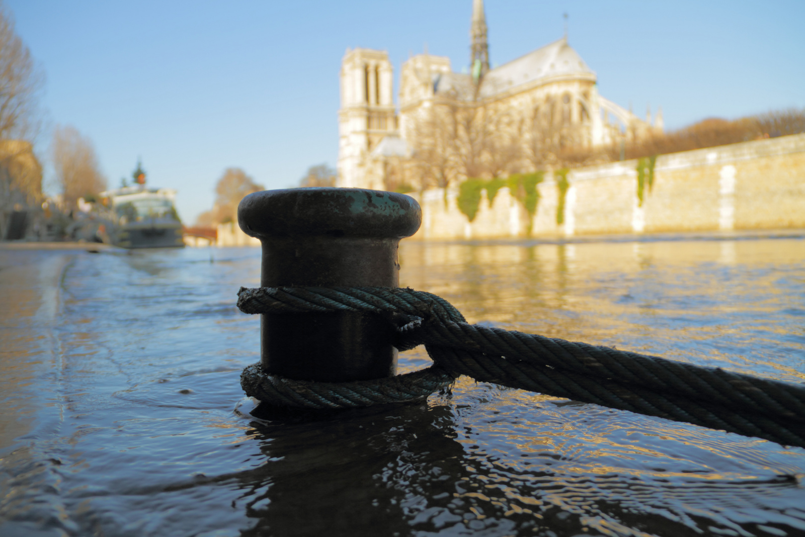 Notre Dame : Port de Montebello