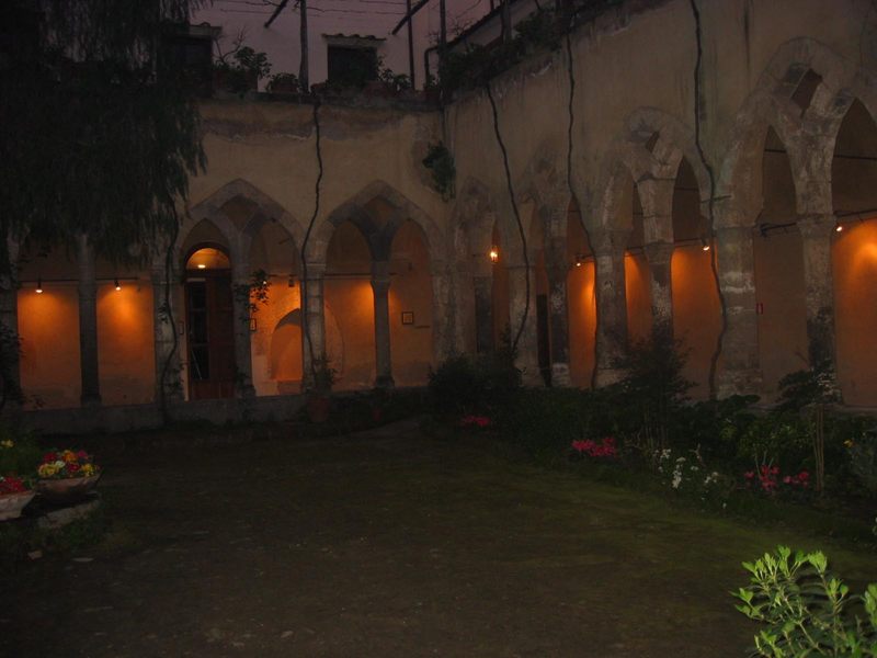 notte nel chiostro