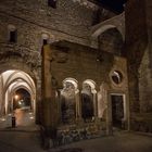 Notturno nel borgo antico