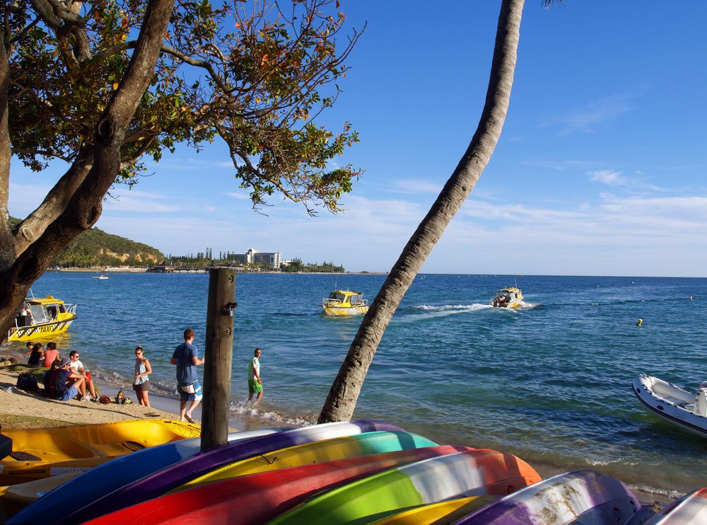 Nouméa – Départ des navettes pour les îles - Schnellboote für die Inseln