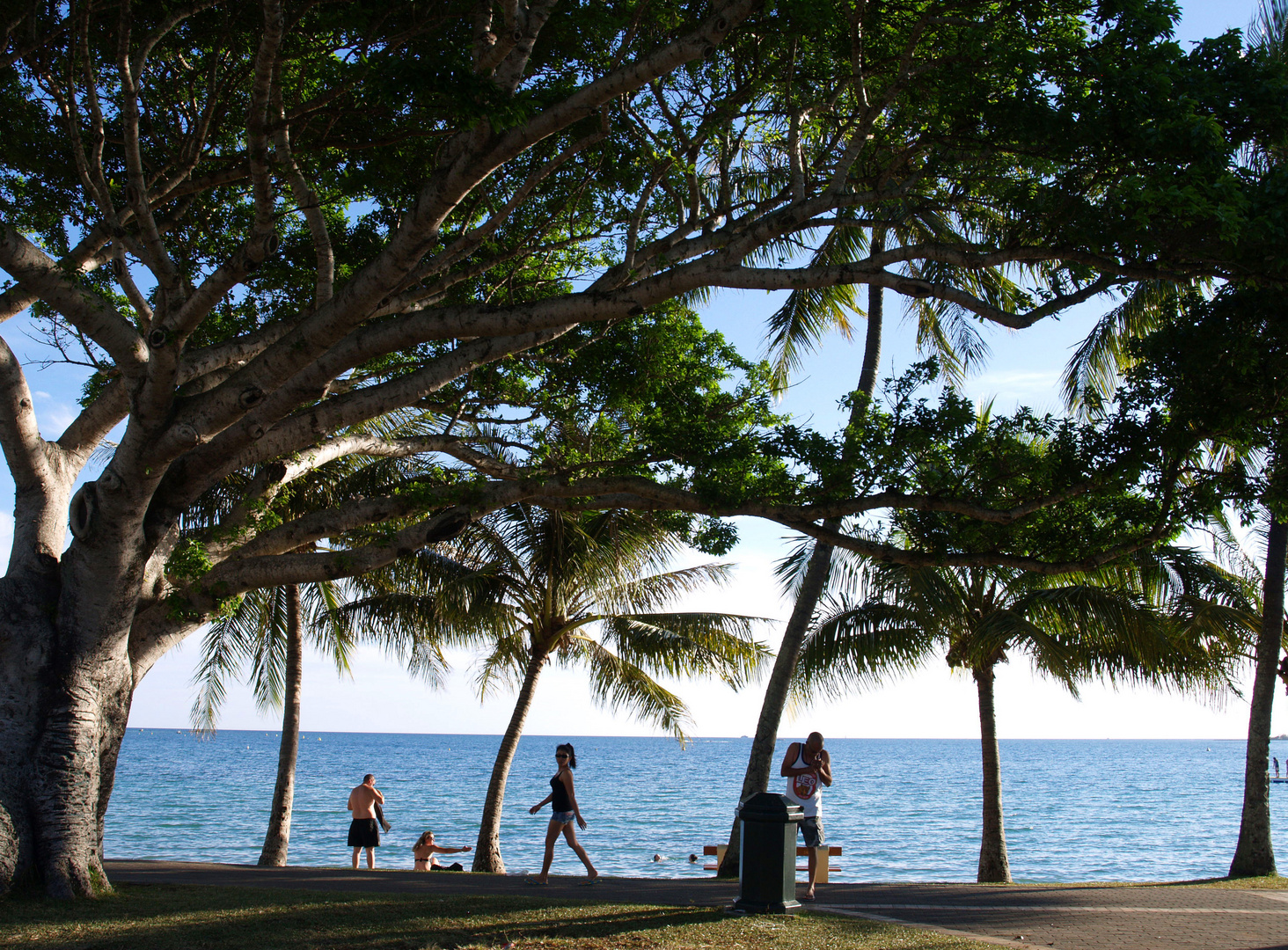 Nouméa – Détente à Anse Vata - Entspannung an der Bucht von Anse Vata