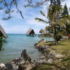 Nouméa - Kuendu Beach Resort - Vue sur le lagon du resort et les jardins
