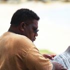 Nouméa - Lecture en bord de mer – Lesen am Strand