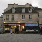 nous sommes aujourd hui Place St Pierre de Montmartre