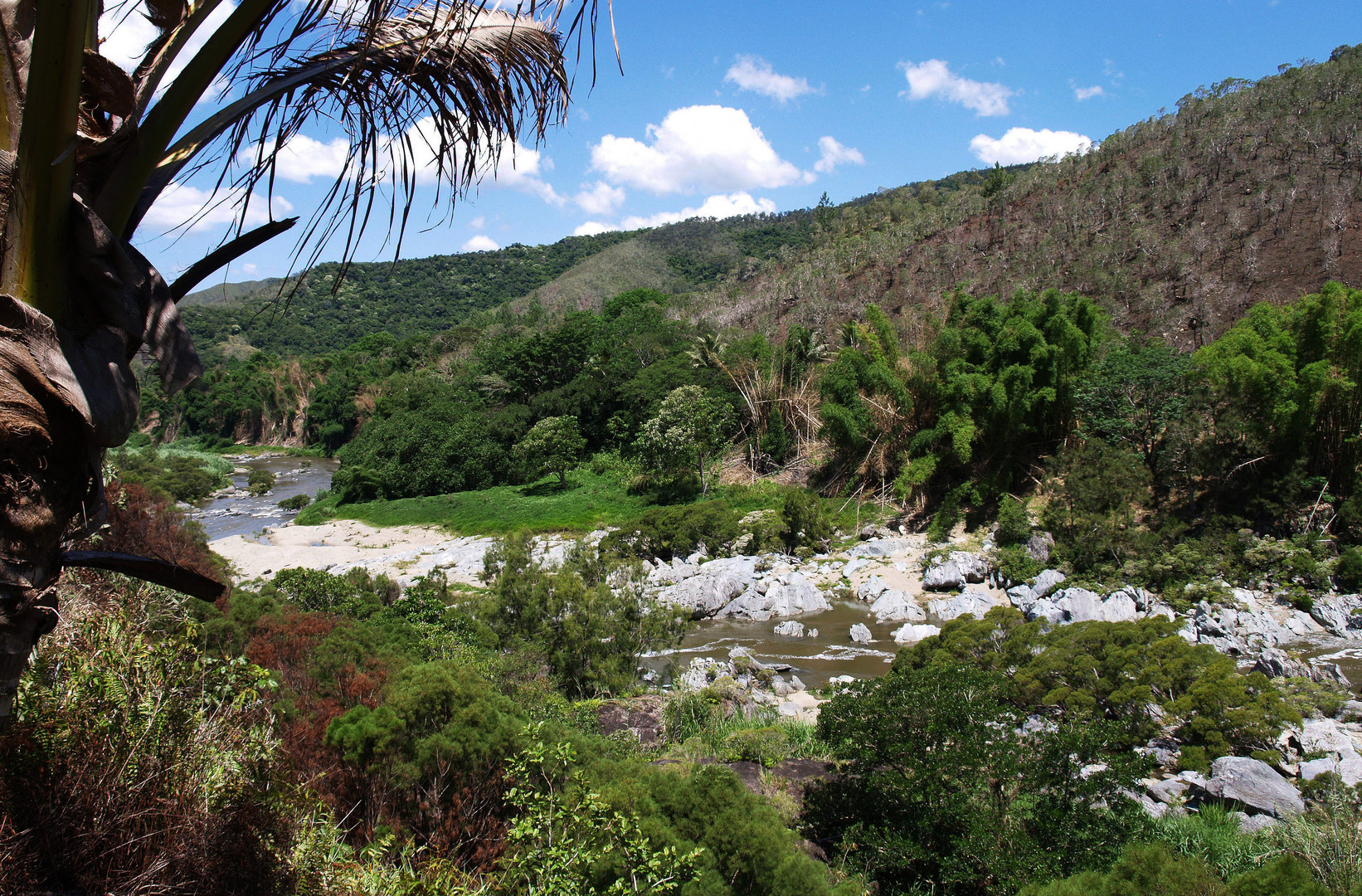 Nouvelle-Calédonie - Chaîne Centrale - Cours supérieur d'une rivière