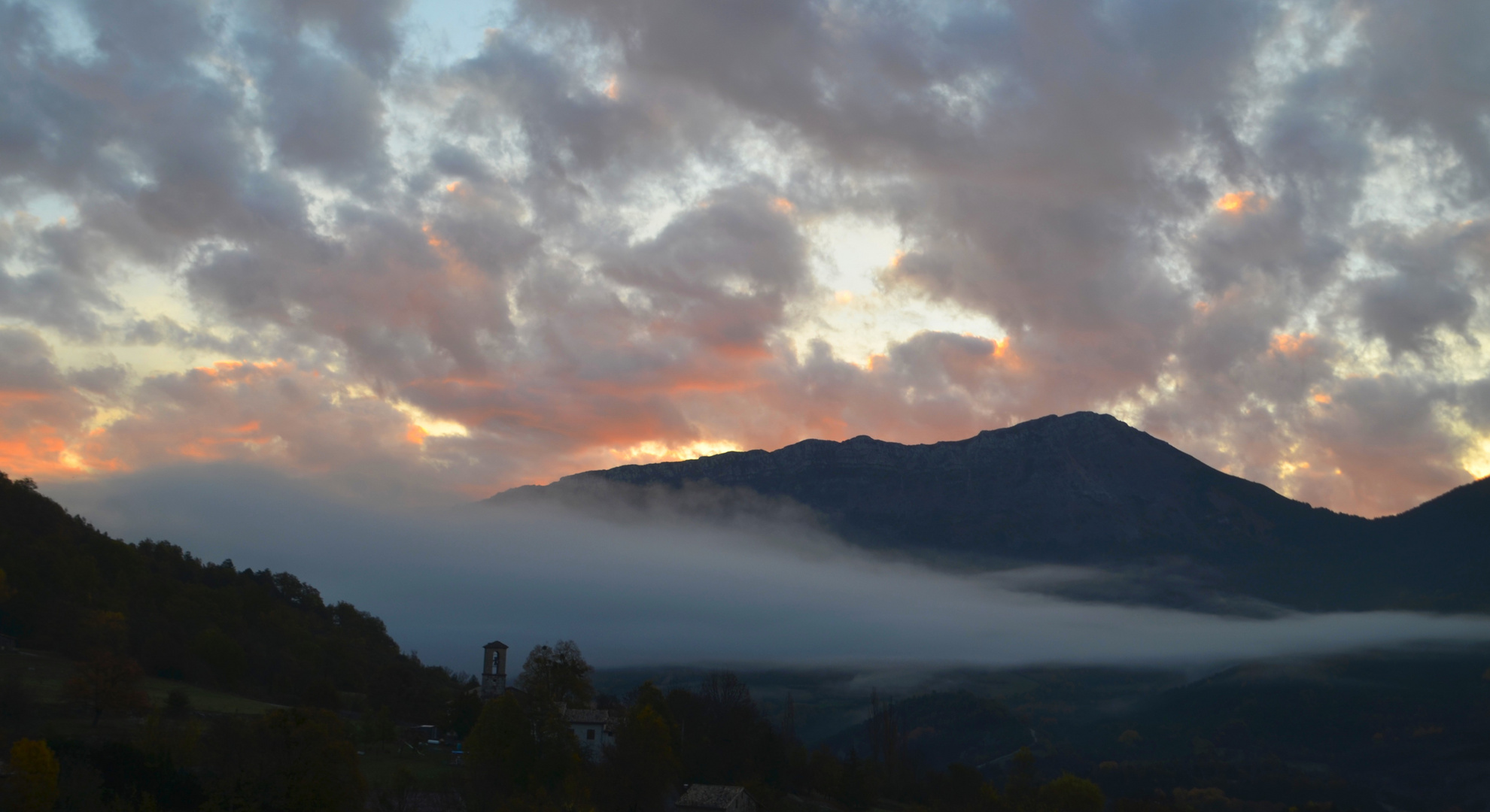 *  nouvelles couleurs du ciel ce matin *