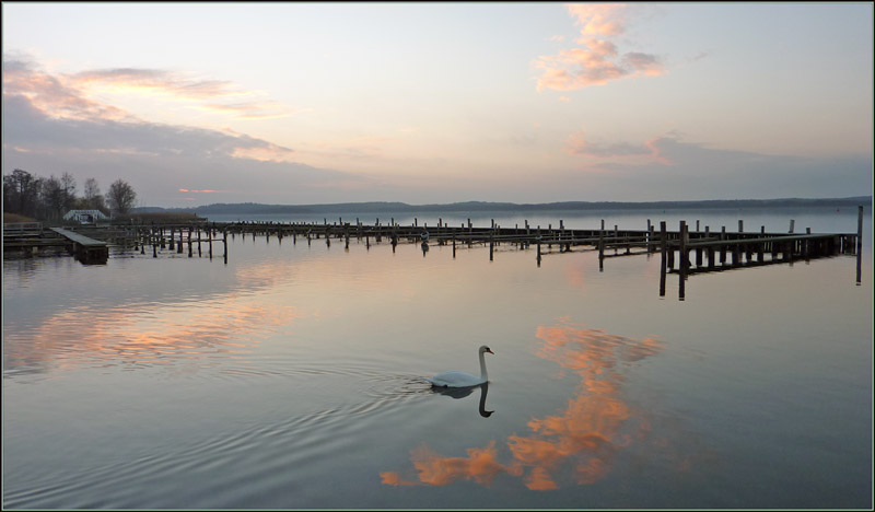 November-Abend am Zierker See in Neustrelitz