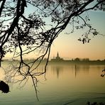 Novembergrau am See