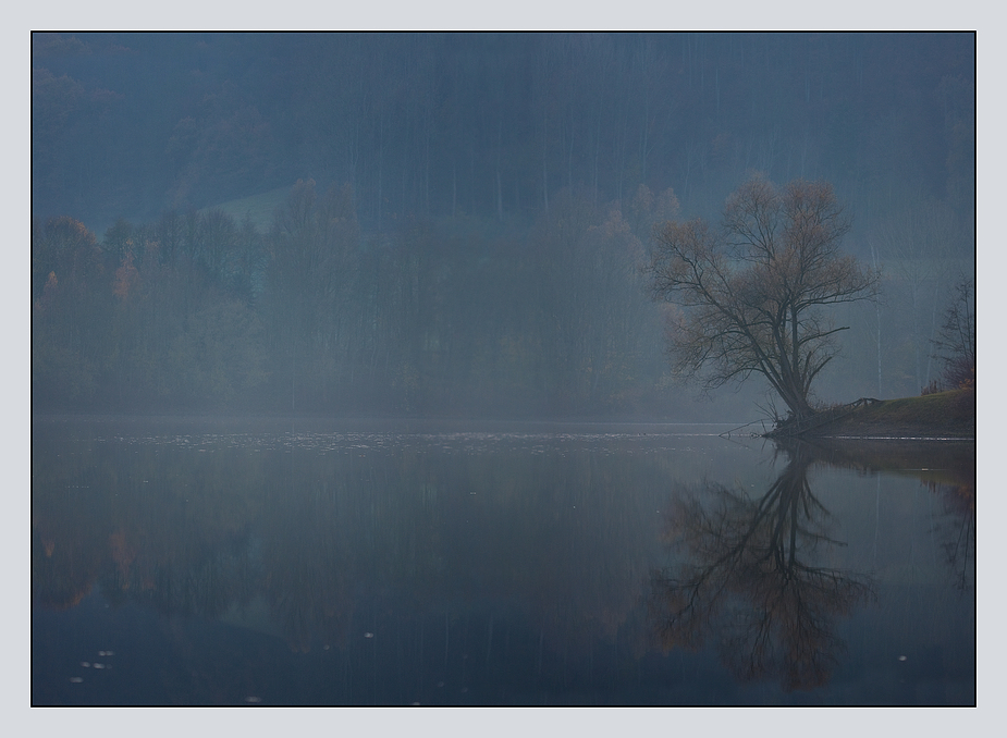 Novemberstille am See