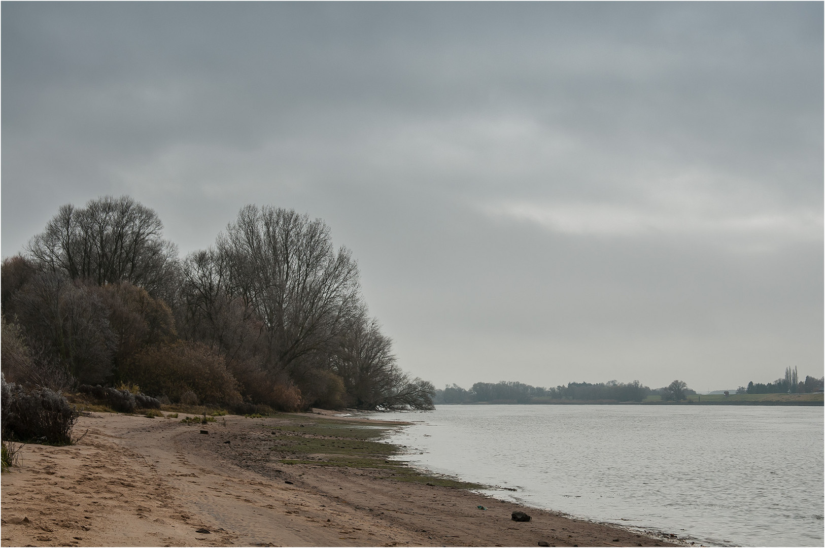 Novembertristesse am Elbestrand