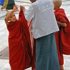 Novices on the Shwedagon terrasse