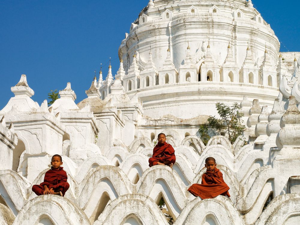 Novizen von Mingun, Myanmar