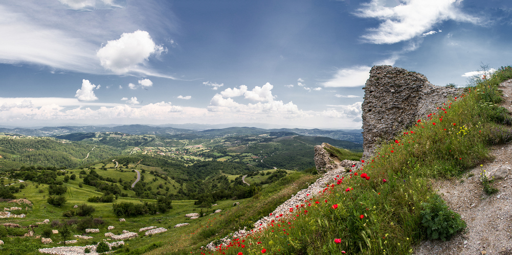 Novo Brdo Castle