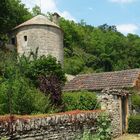 Noyers - les remparts am Ufer des Serein