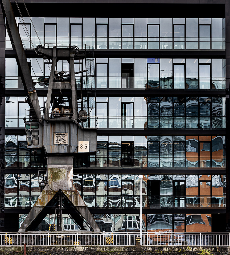 NRW - Düsseldorf - Medienhafen