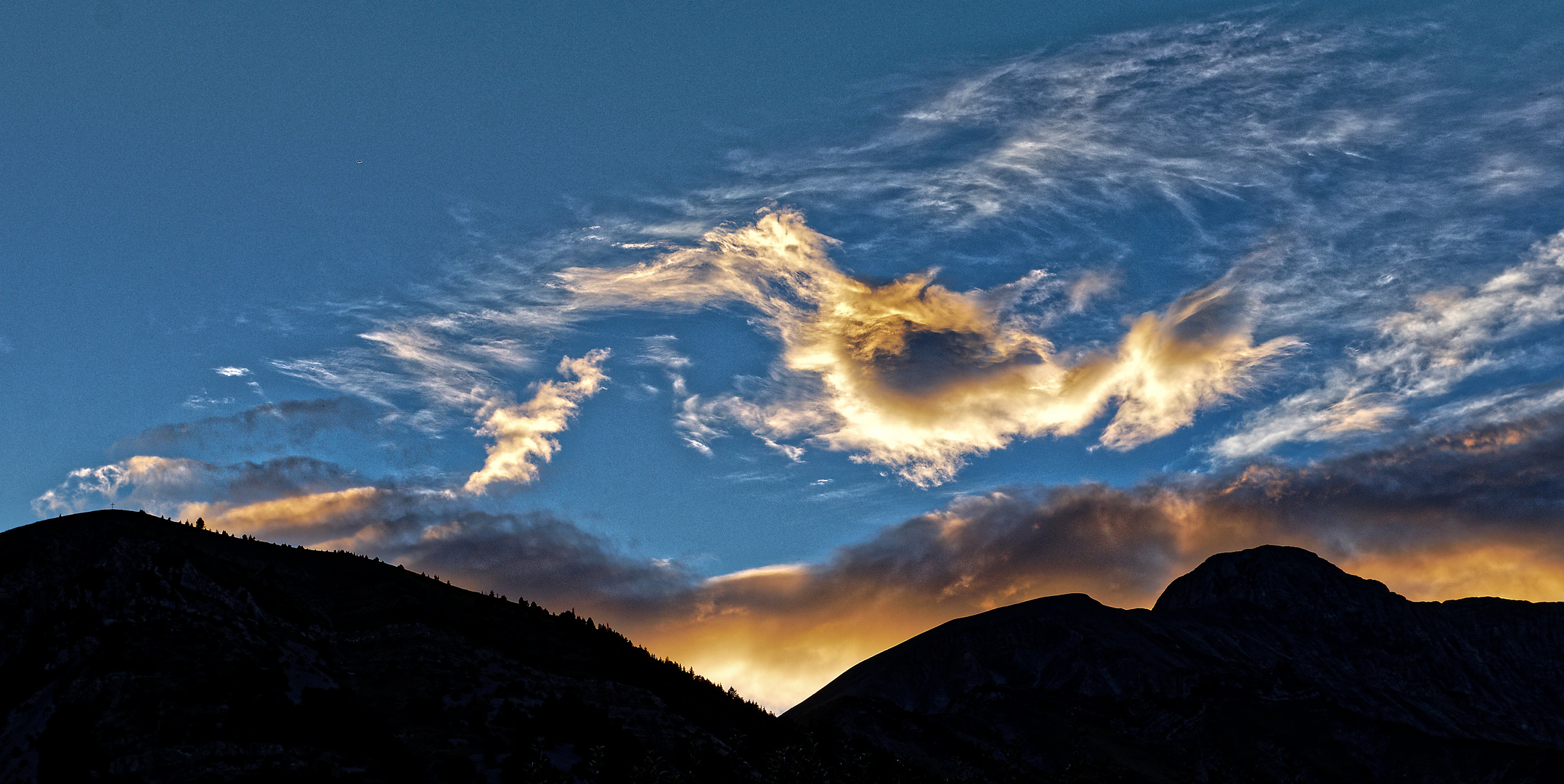 Nuages au coucher du Soleil.