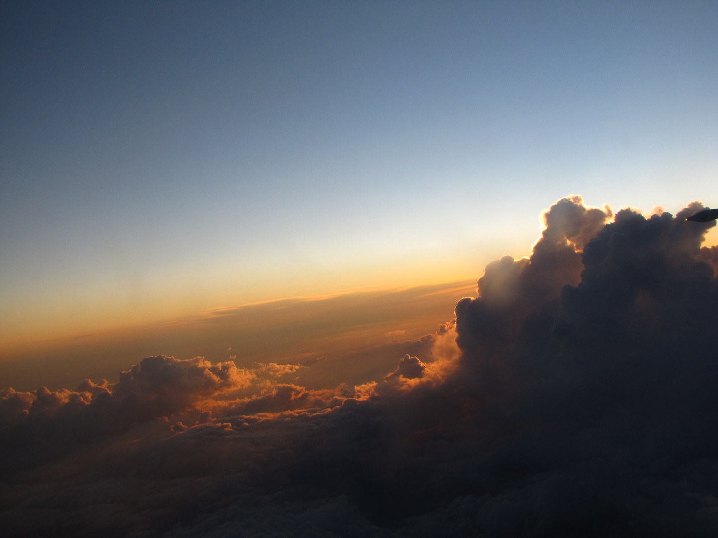 NUAGES EN FEU