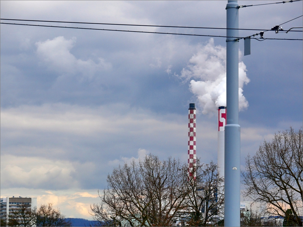 Nuages et fumée