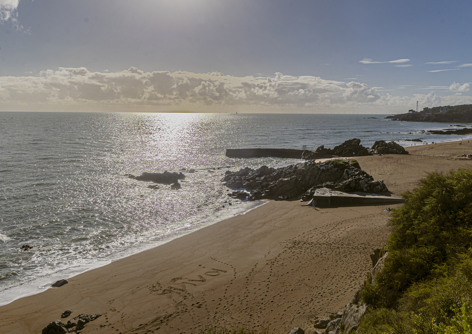 Nuages, mer et plage