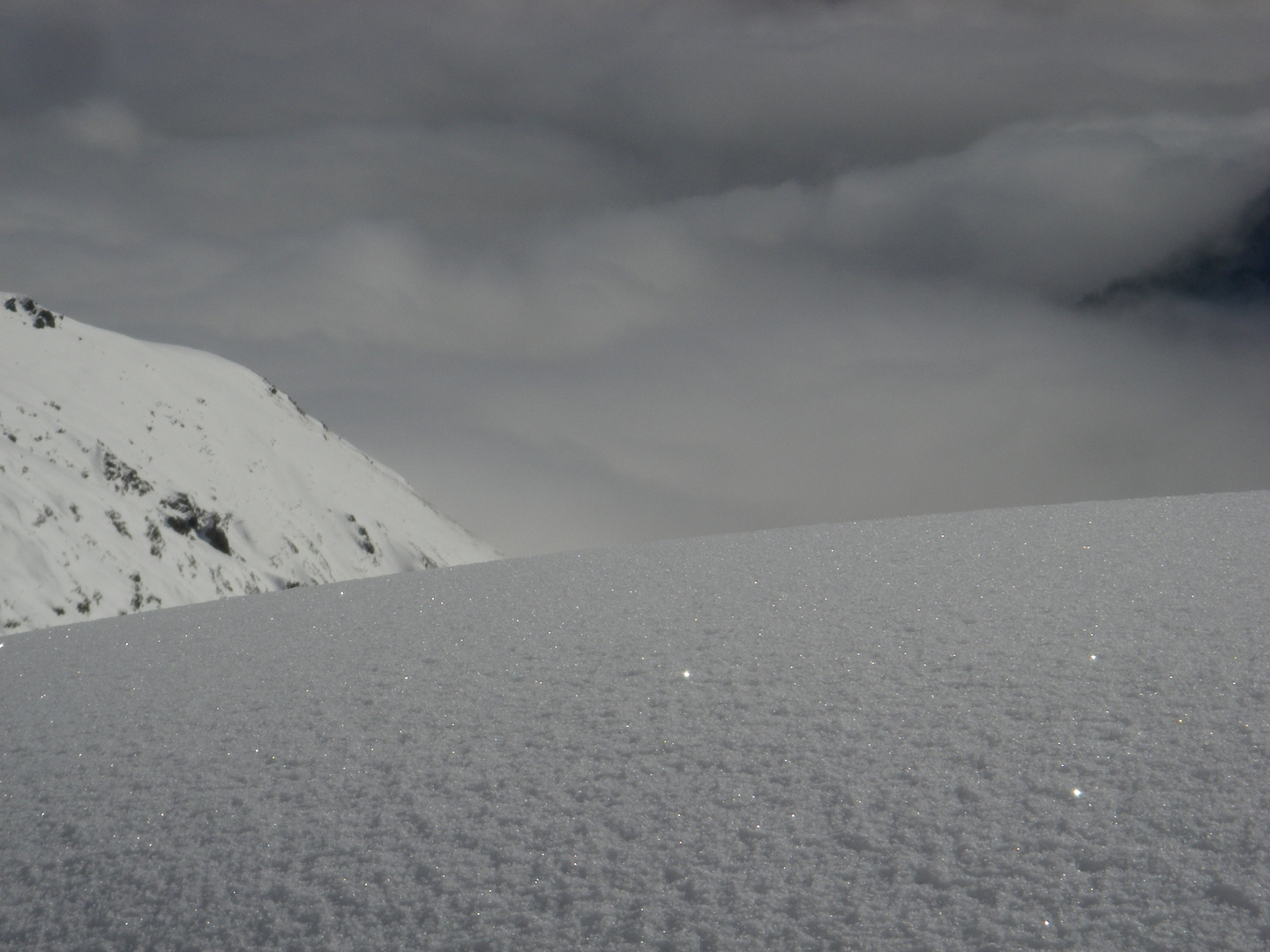 Nuages, neiges et quelques étoiles...