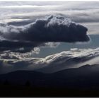 Nuages ou créature?