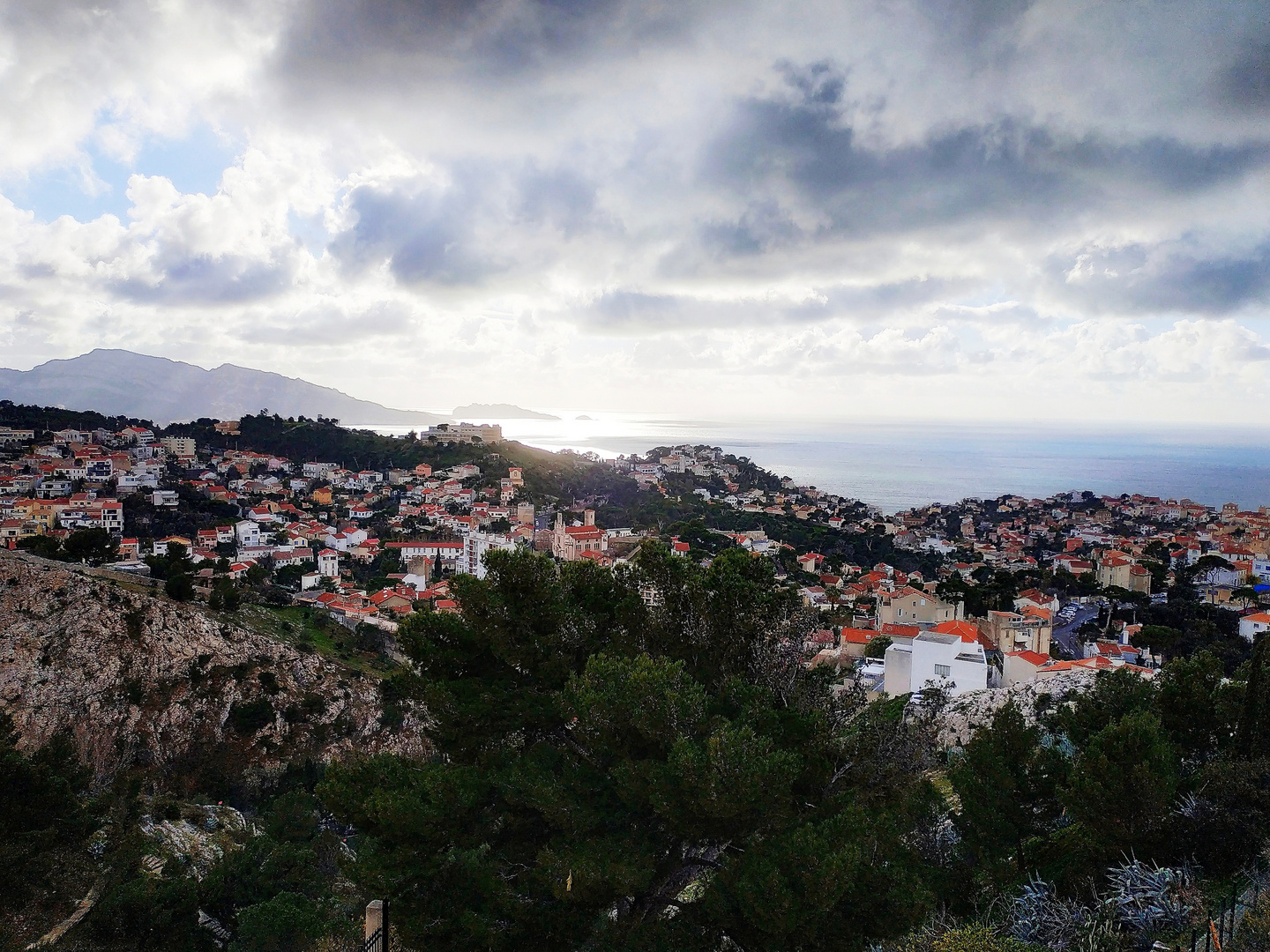 Nuages sur la ville (2)