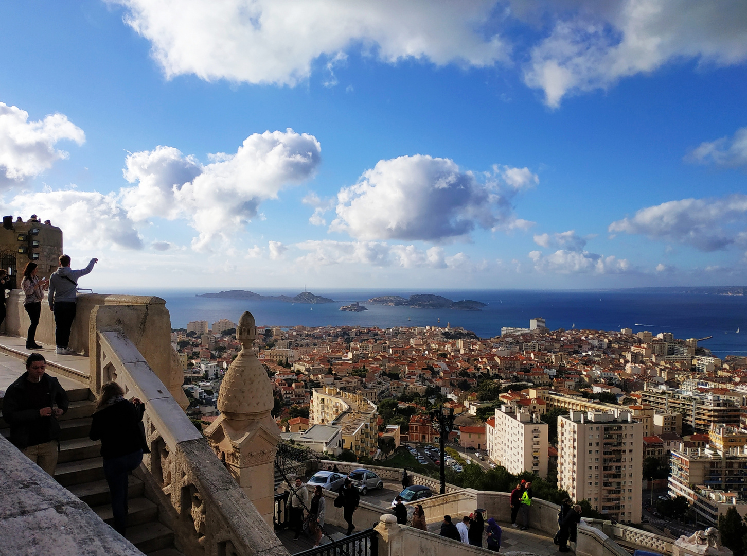 Nuages sur la ville