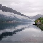 Nuages sur le lac