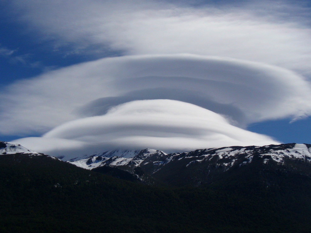 Nube sobre Lanin